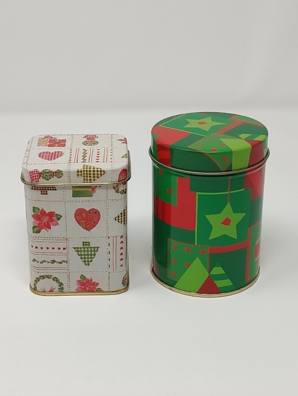 Set of 2 Mini Christmas Storage Tins with Lids Small Retro Holiday Metal Boxes